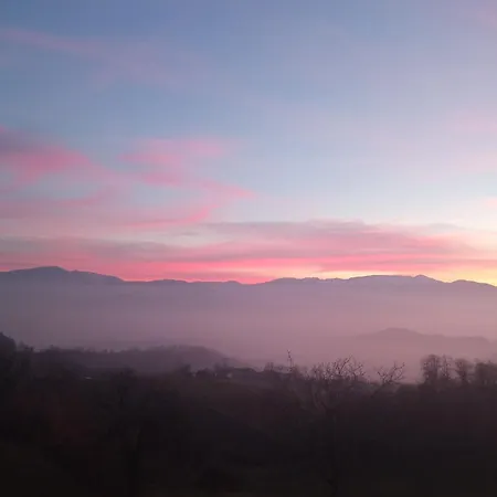 Casale Monte Valestra Bebbio