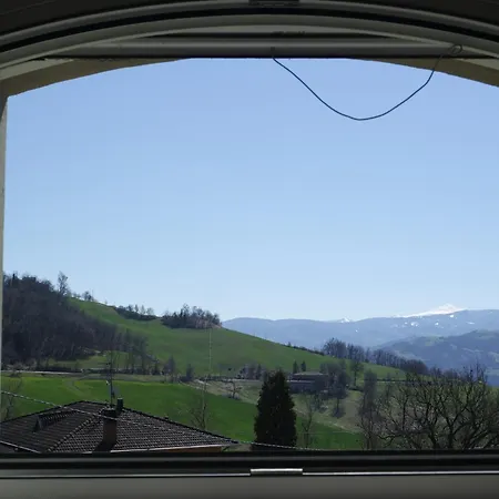 Casale Monte Valestra 4*