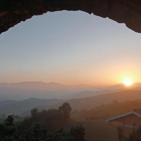Casale Monte Valestra Отель типа 